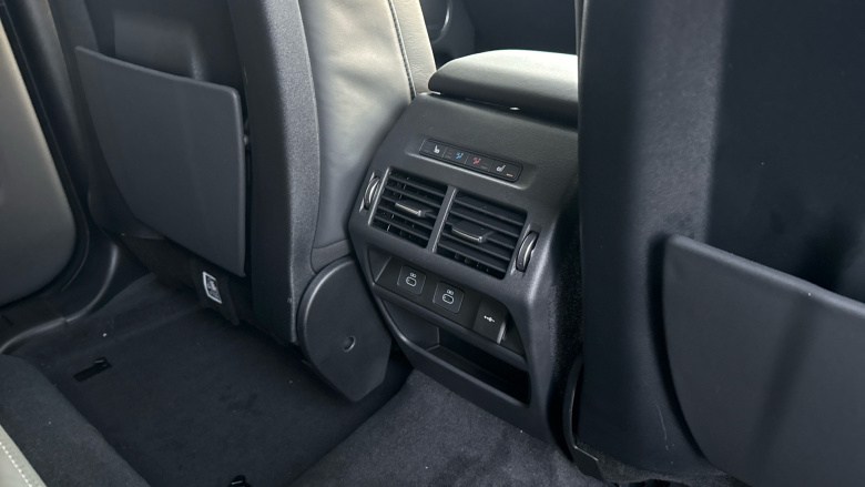 Land Rover Discovery Sport 2.0 D200 Metropolitan 5dr Auto [5 Seat] Diesel Station Wagon